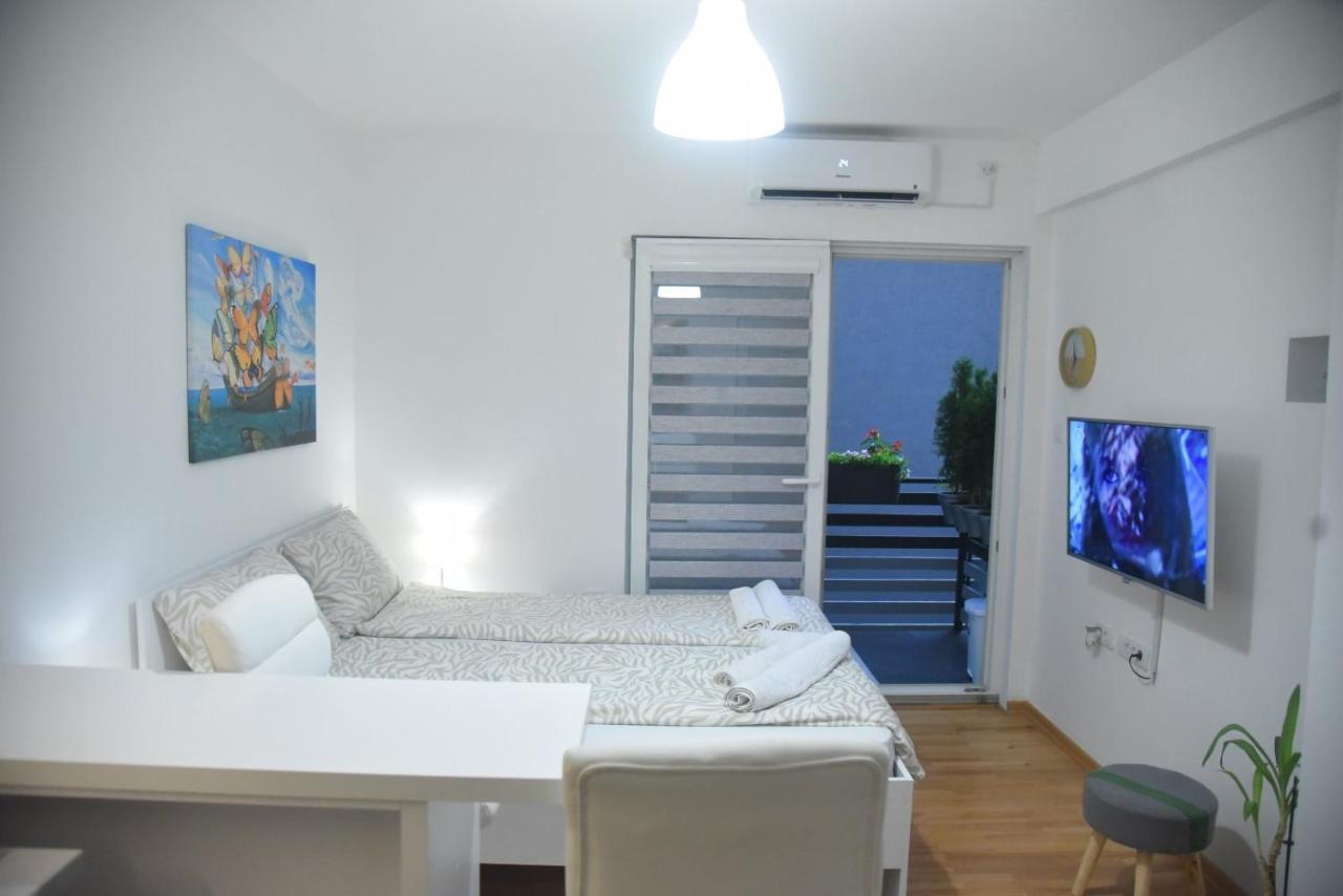 Ni Dekart 2 Apartment מראה חיצוני תמונה