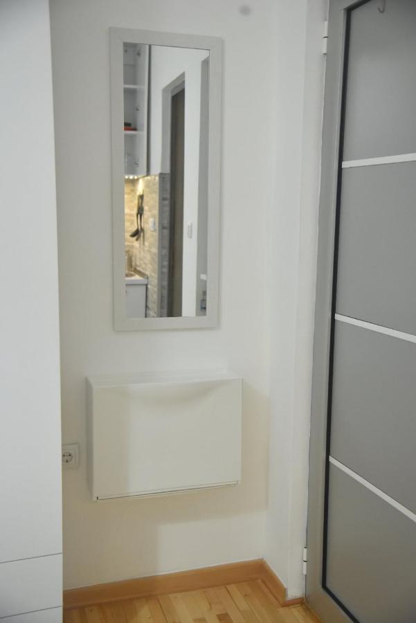 Ni Dekart 2 Apartment מראה חיצוני תמונה