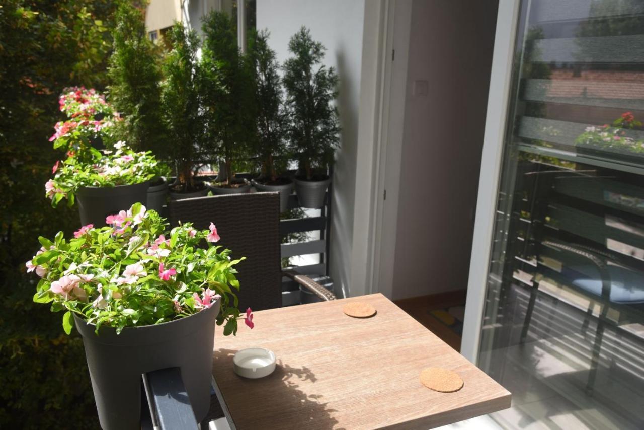 Ni Dekart 2 Apartment מראה חיצוני תמונה